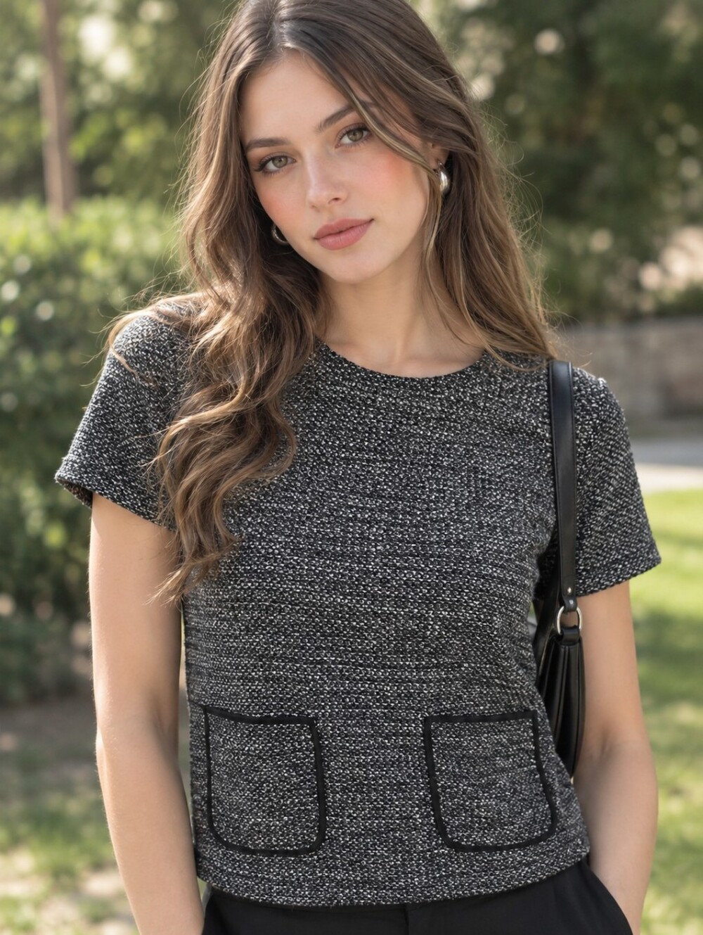 Club Monaco Black Heathered Short-Sleeve Knit Top with Front Pockets